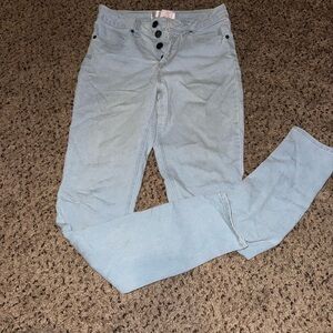 No Boundaries High Rise Light Blue Jeans